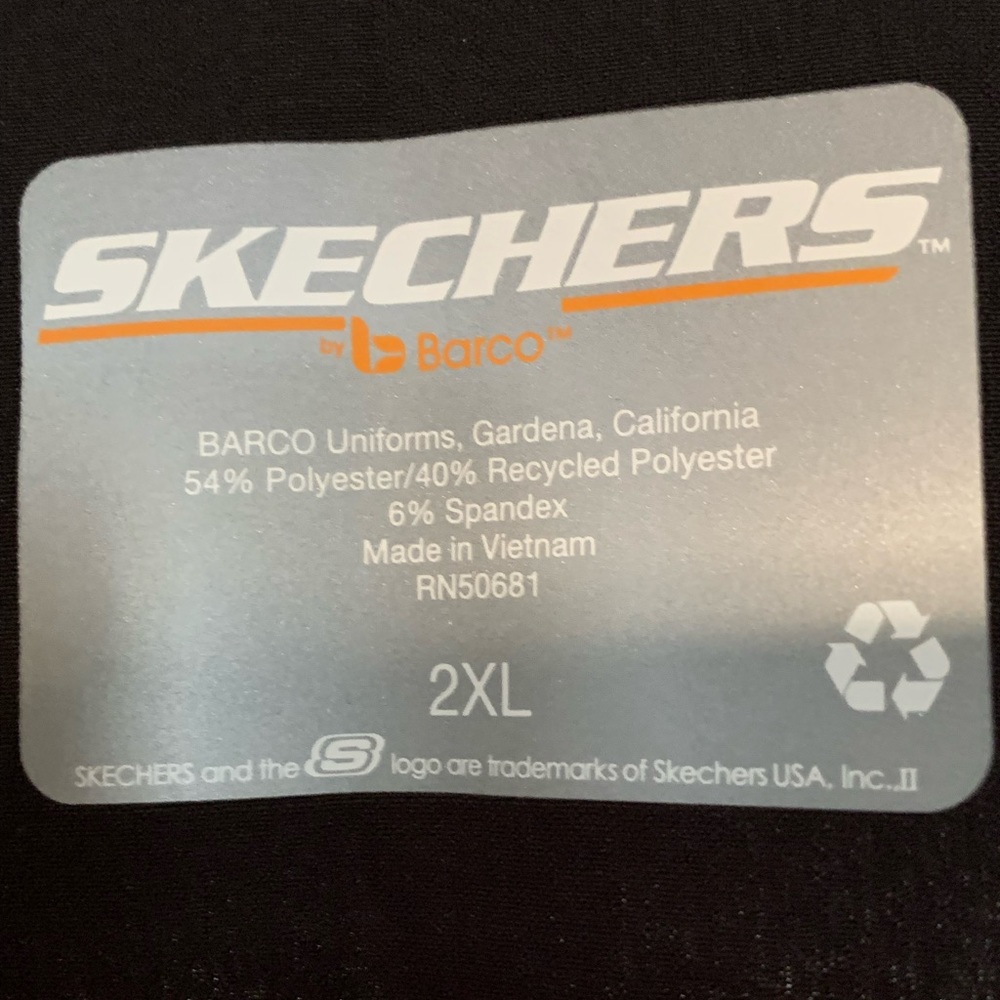 NWT, Skechers Barco- Womens size XXL, black scrub top.
